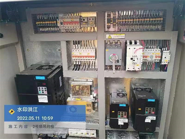 水映洪江項(xiàng)目-塔吊、電梯月檢